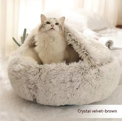 Snuggle Safari: The Ultimate Furry Fortress for Your Frosty Feline and Canine!