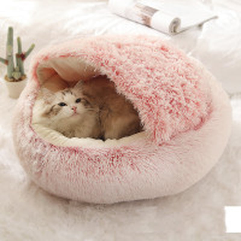 Snuggle Safari: The Ultimate Furry Fortress for Your Frosty Feline and Canine!