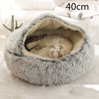Snuggle Safari: The Ultimate Furry Fortress for Your Frosty Feline and Canine!