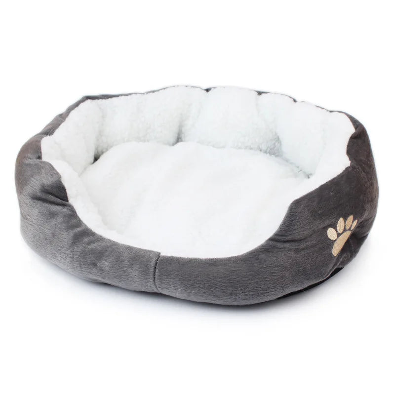 Paw-sitively Plush Pet Hangout: The Cozy Cave for Spoiled Puppies and Royal Kitties!