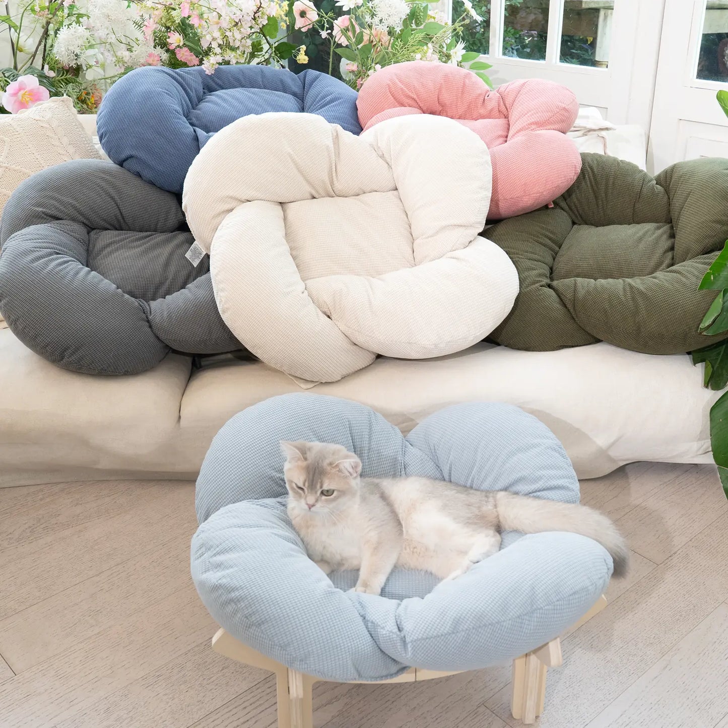 Elevated Flower Cat Bed,Wooden with Cushion, Fluffy Pet Couch Sofa for Indoor Cats and Dogs,Raised Kitty Lounge Chair,Suitable for Puppy, Cat Furniture(Large)